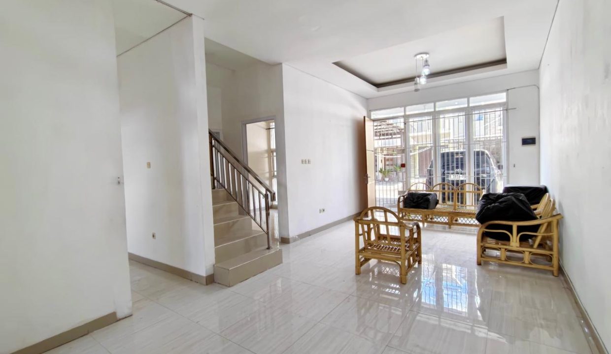 DIJUAL RUMAH KOMPLEK DMIRO KENTEN PALEMBANG (2)