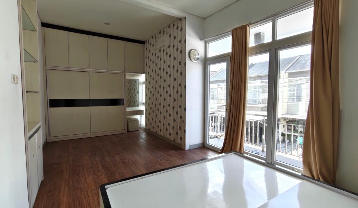 DIJUAL RUMAH KOMPLEK DMIRO KENTEN PALEMBANG (3)