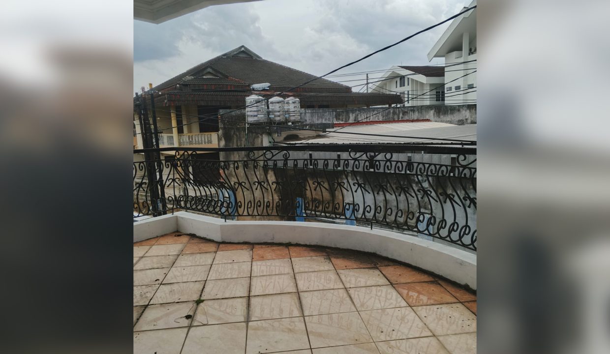 DIJUAL RUMAH MEWAH DEMANG LEBAR DAUN PALEMBANG (7).jpeg