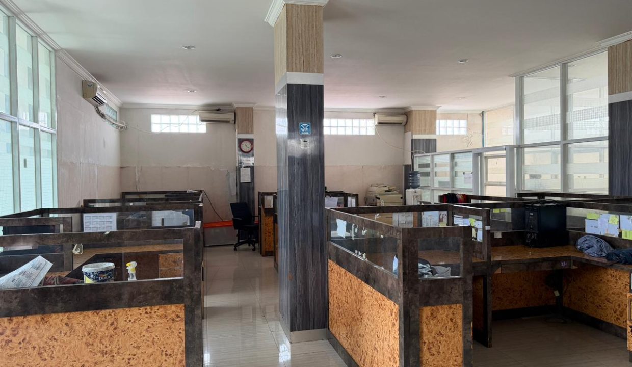 DIJUAL GEDUNG JALAN MANUNGGAL PALEMBANG (5)
