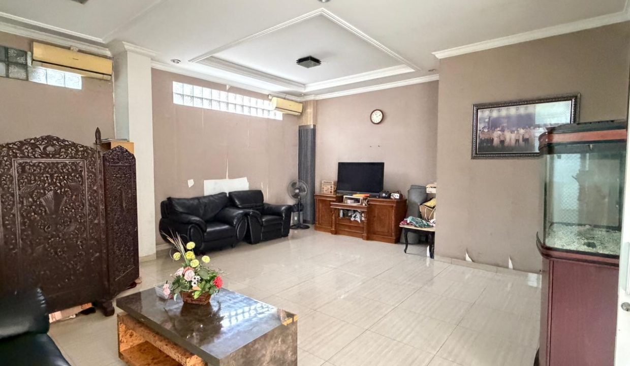 DIJUAL GEDUNG JALAN MANUNGGAL PALEMBANG (7)