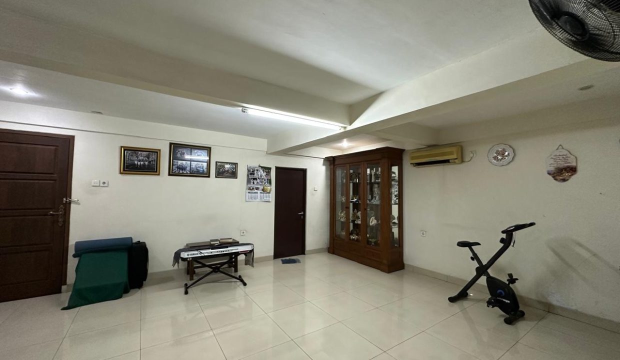 DIJUAL RUMAH BESAR HOOK MASKAREBET PALEMBANG (2)