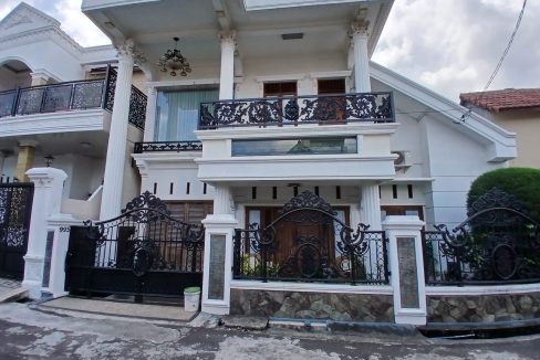 DIJUAL RUMAH JALAN LETNAN MUROD KM 5 PALEMBANG (0,6)