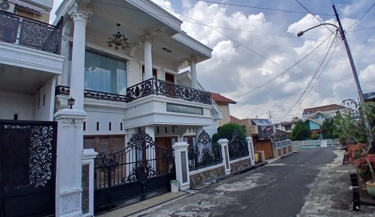 DIJUAL RUMAH JALAN LETNAN MUROD KM 5 PALEMBANG (1,7)