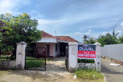 DIJUAL RUMAH JALAN RAMBUTAN KAMBANG IWAK PALEMBANG (1)