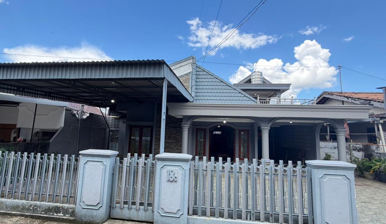 DIJUAL RUMAH JALAN YAYASAN LEMABANG PALEMBANG (0,2)