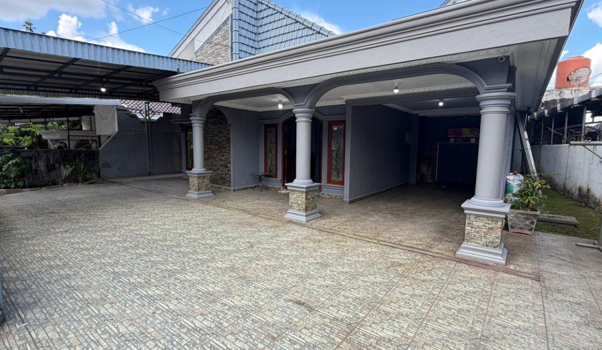 DIJUAL RUMAH JALAN YAYASAN LEMABANG PALEMBANG (0,7)