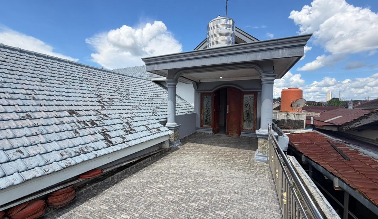 DIJUAL RUMAH JALAN YAYASAN LEMABANG PALEMBANG (11)