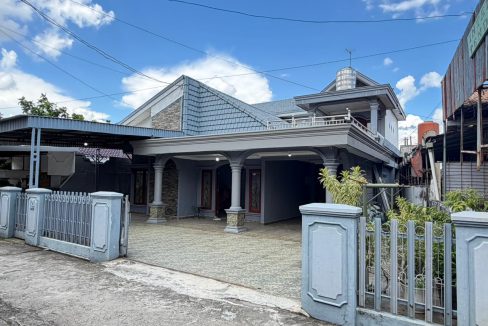 DIJUAL RUMAH JALAN YAYASAN LEMABANG PALEMBANG (0,7)
