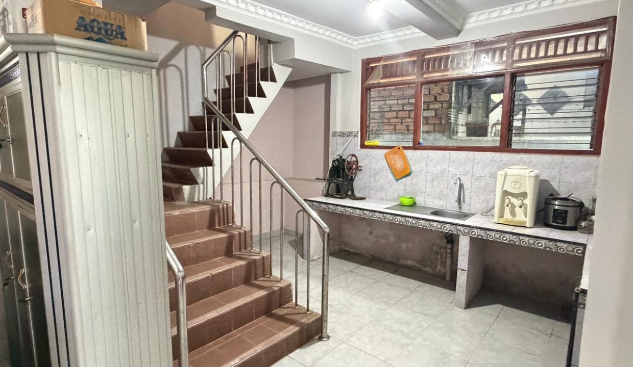 DIJUAL RUMAH JALAN YAYASAN LEMABANG PALEMBANG (4)