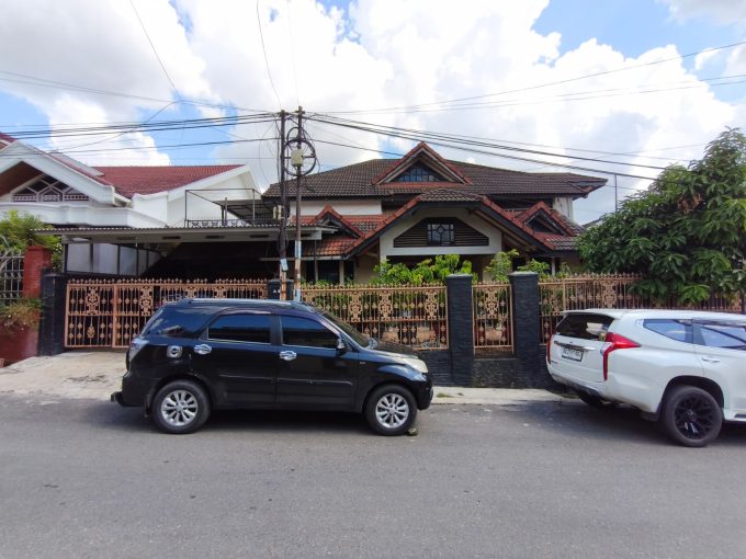 DIJUAL RUMAH MEWAH FULL FURNISHED KENTEN PALEMBANG