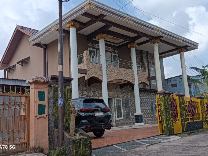 DIJUAL RUMAH MEWAH MODERN PIPA REJA KEMUNING PALEMBANG