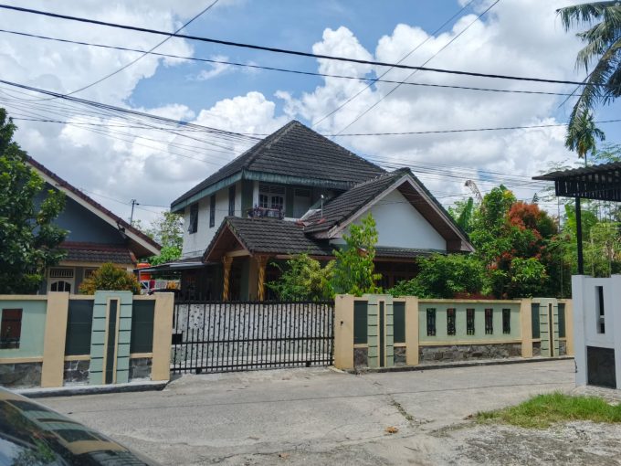 DIJUAL RUMAH HALAMAN LUAS SAKO RAYA PALEMBANG CUMA 1,3 M