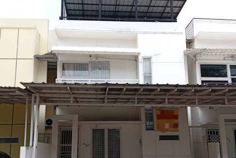 DIJUAL RUMAH SEMIFURNISH DEMANG LEBAR DAUN PALEMBANG (1)