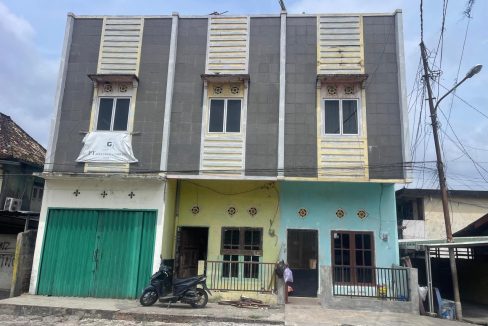 DIJUAL RUKO DEKAT PASAR KUTO PALEMBANG (0,9)