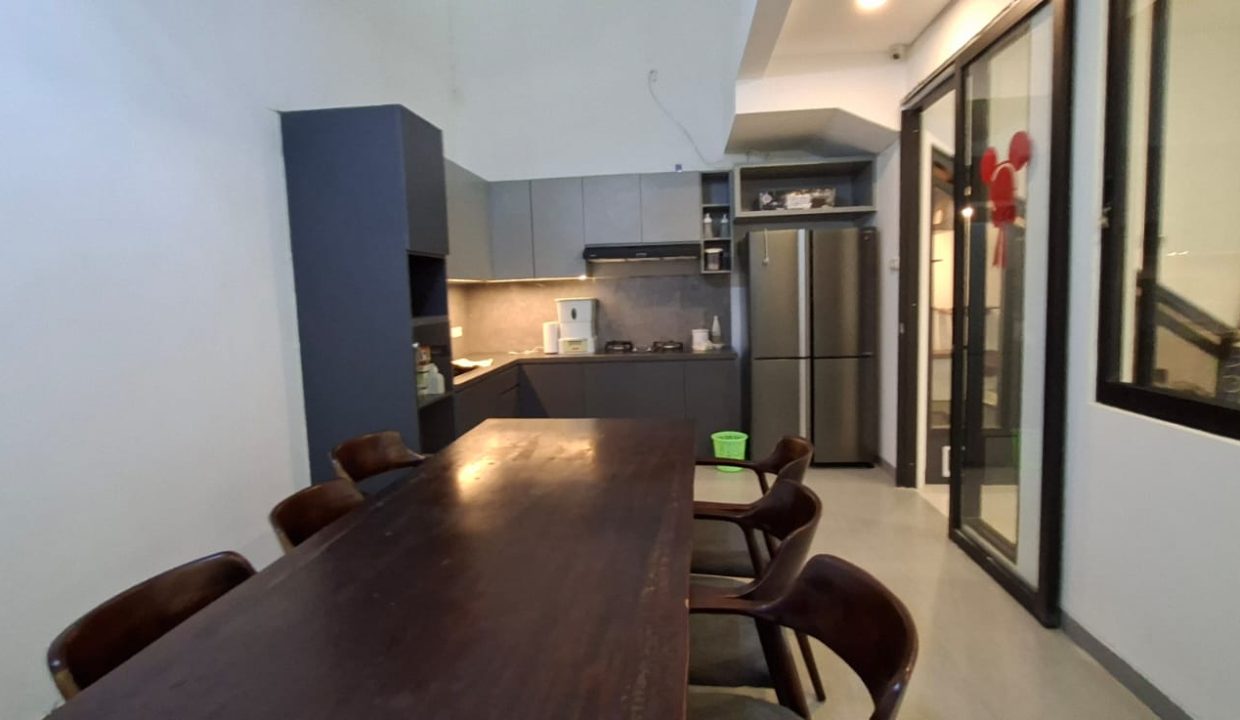 DIJUAL RUMAH FLORISTA GARDEN PALEMBANG (8)