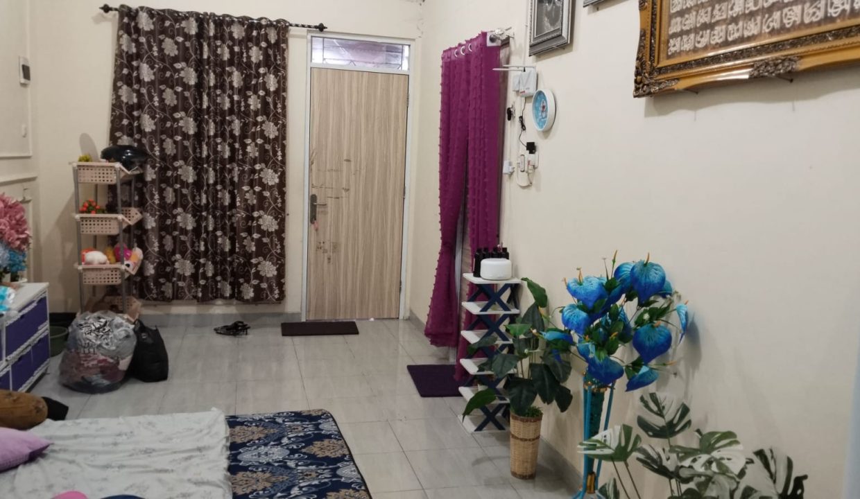 DIJUAL RUMAH KARANGANYAR GANDUS (4)