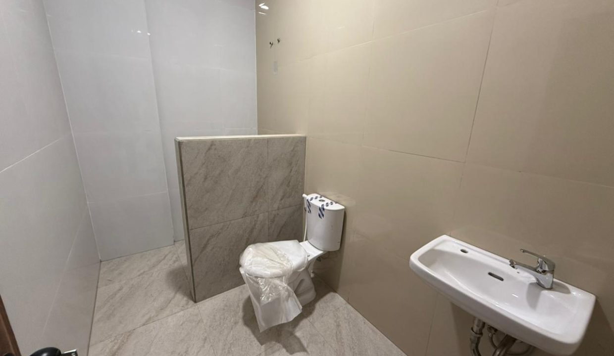 DIJUAL RUMAH KOMPLEK ROYAL HILL BANK RAYA PALEMBANG (8)