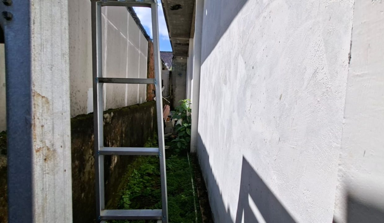 DIJUAL RUMAH KOMPLEK TAMAN INDAH MASKAREBET PALEMBANG (5)