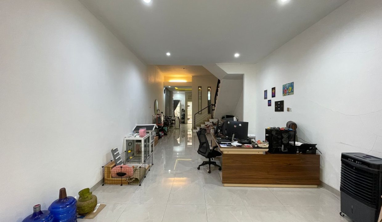 DIJUAL RUMAH MEWAH LETDA A ROZAK PALEMBANG (26)