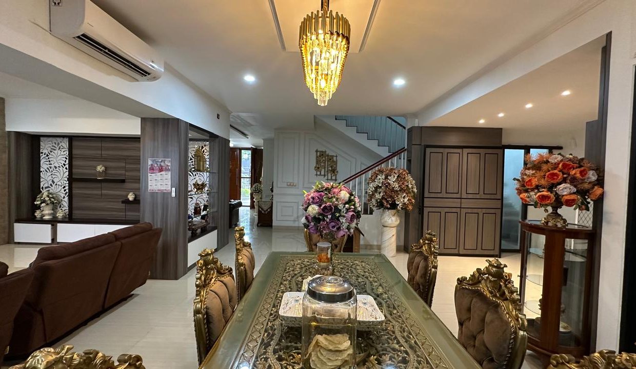 DIJUAL RUMAH MEWAH ORCHARD PARK PALEMBANG (6)