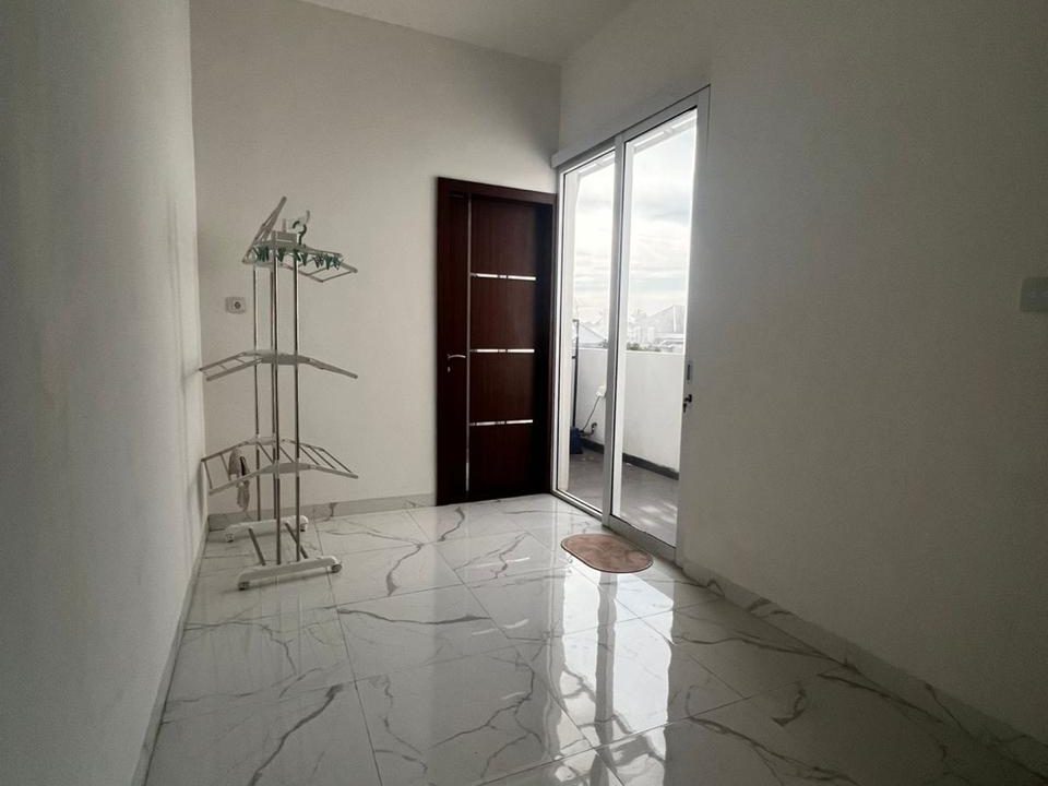 DIJUAL RUMAH OLENA HILL SUKOREJO (8)