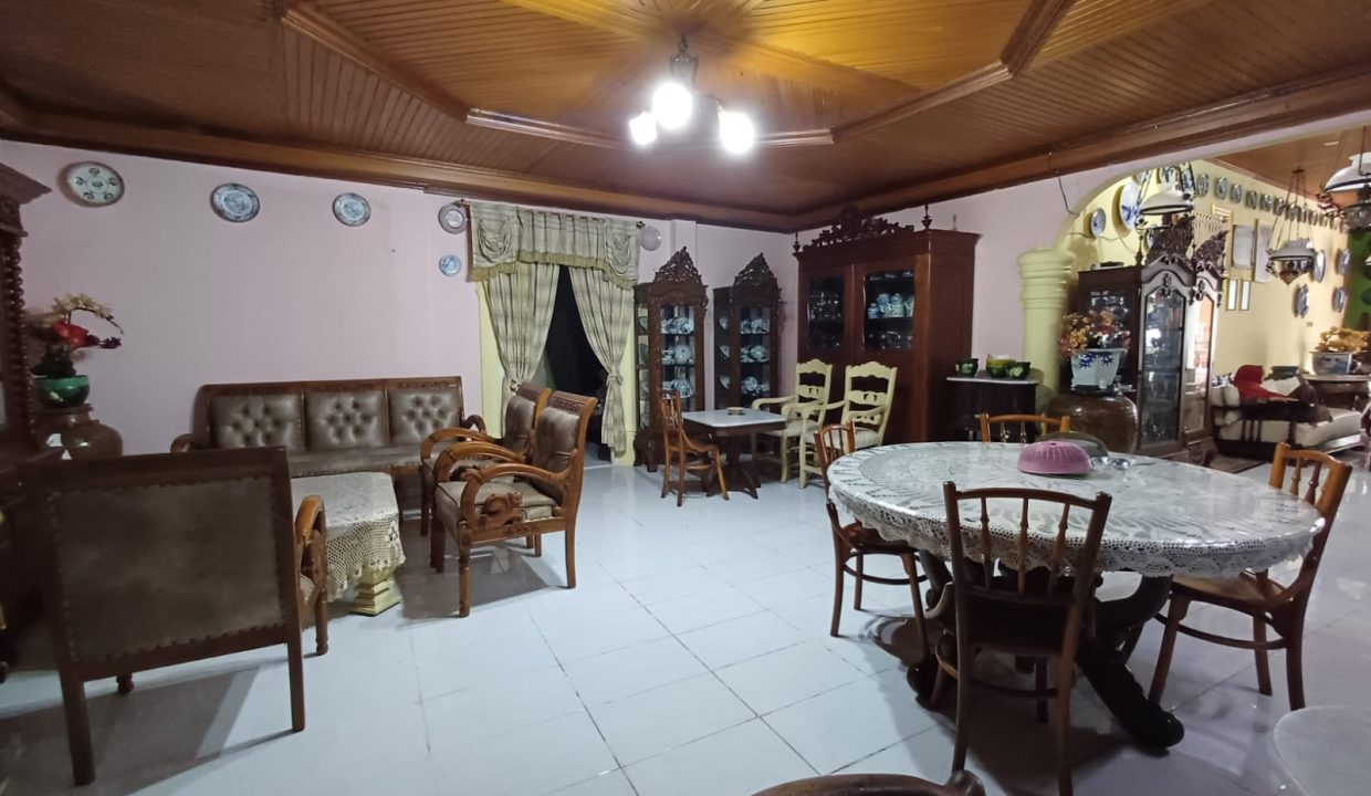 DIJUAL RUMAH BONUS KOLAM RENANG BUKIT LAMA PALEMBANG (10)