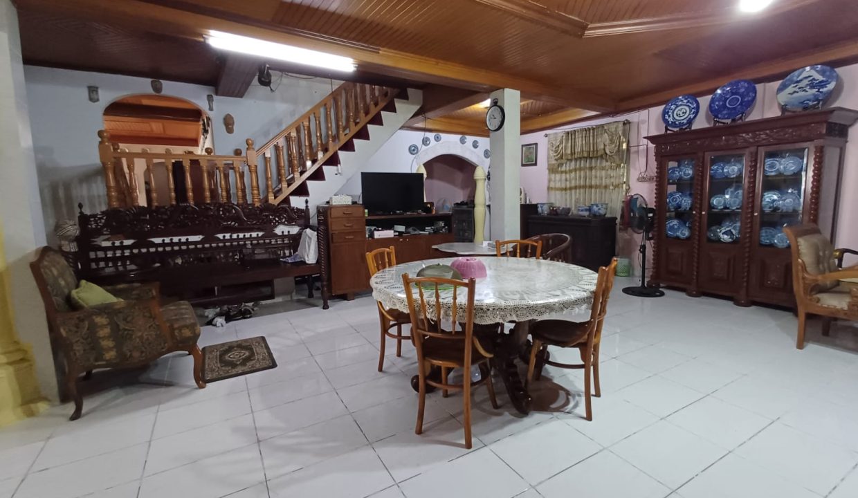 DIJUAL RUMAH BONUS KOLAM RENANG BUKIT LAMA PALEMBANG (11)