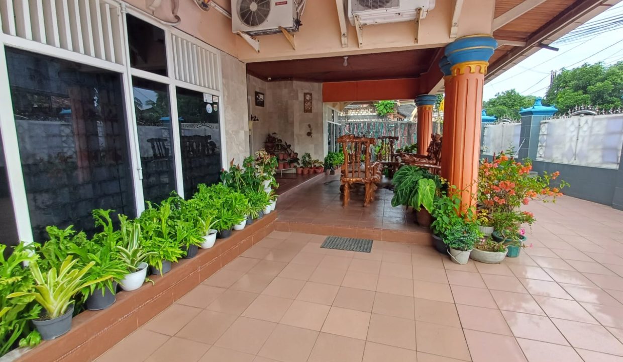 DIJUAL RUMAH BONUS KOLAM RENANG BUKIT LAMA PALEMBANG (6)