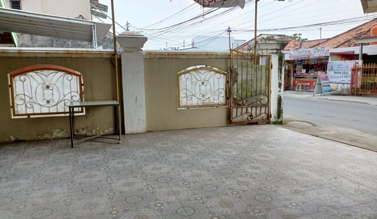 DIJUAL RUMAH BONUS WALET JALAN MAYOR ZEN PALEMBANG (1,3)