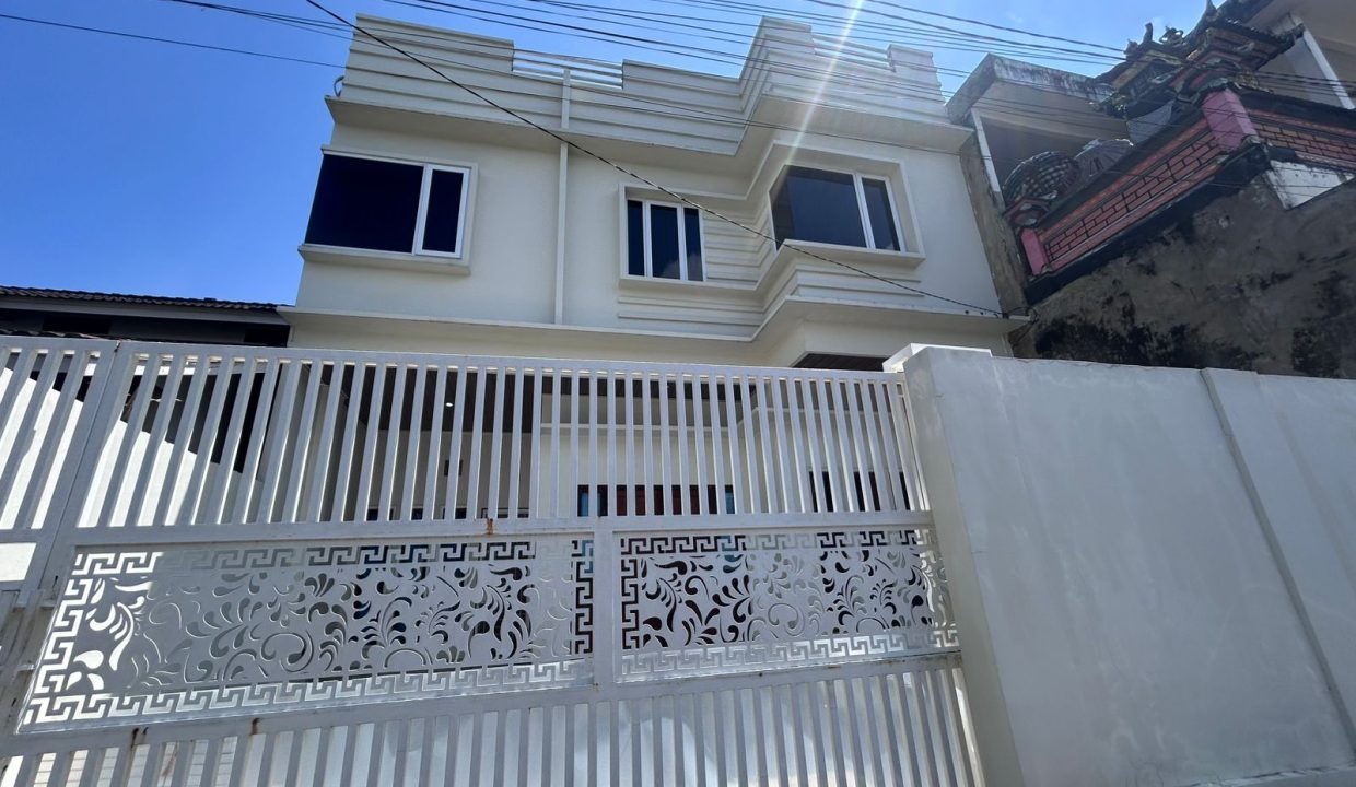 DIJUAL RUMAH CENDRAWASIH JAKABARING PALEMBANG (2)