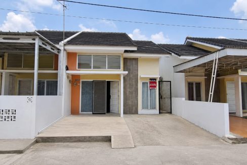 DIJUAL RUMAH GRIYA DUTA MAS SUKARELA KM 7 PALEMBANG (1)