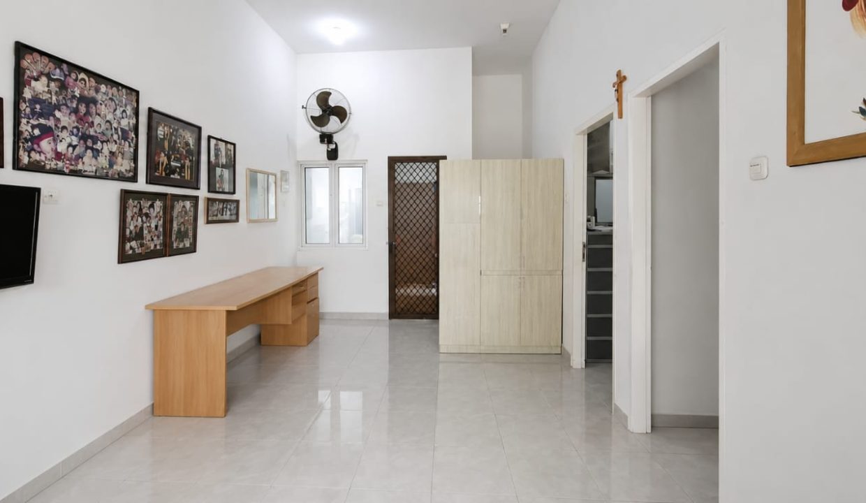 DIJUAL RUMAH GRIYA DUTA MAS SUKARELA KM 7 PALEMBANG (8)