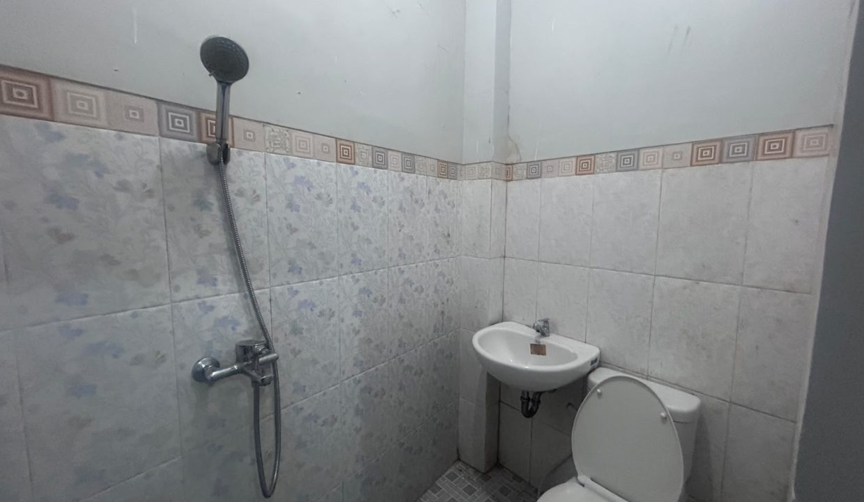 DIJUAL KOST 16 KAMAR BUKIT PALEMBANG (14)