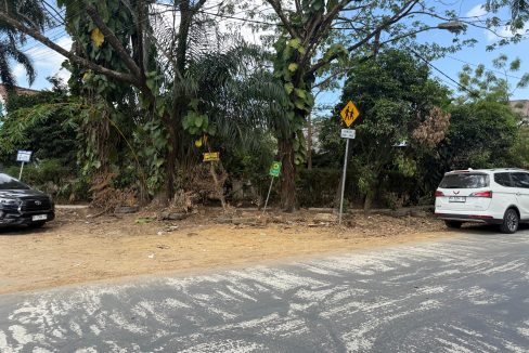 DIJUAL RUANG USAHA JALAN RIAU BUKIT BONUS RUMAH PALEMBANG (1,1)