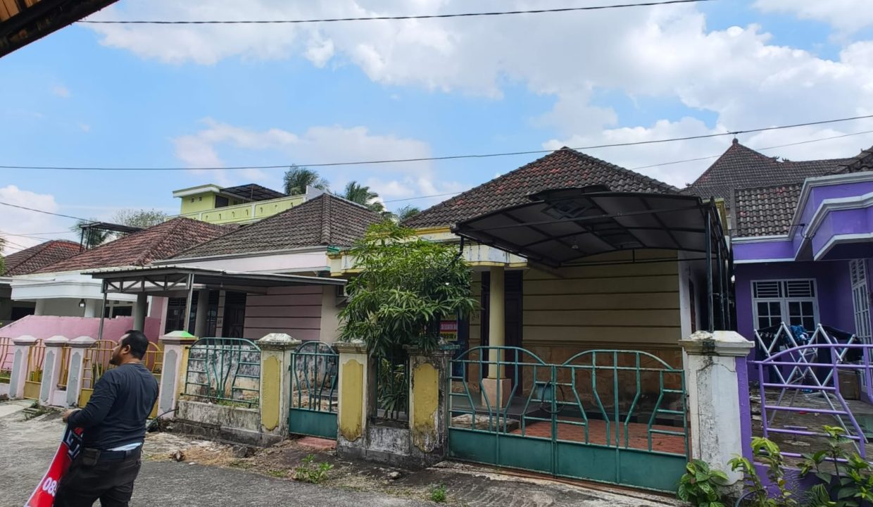 DIJUAL RUMAH DEKAT ASRAMA HAJI PALEMBANG (0,3)