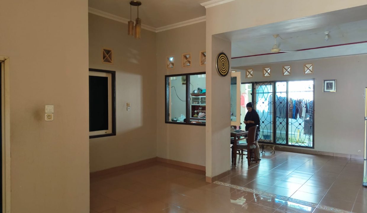 DIJUAL RUMAH DEMANG LEBAR DAUN PALEMBANG (3)