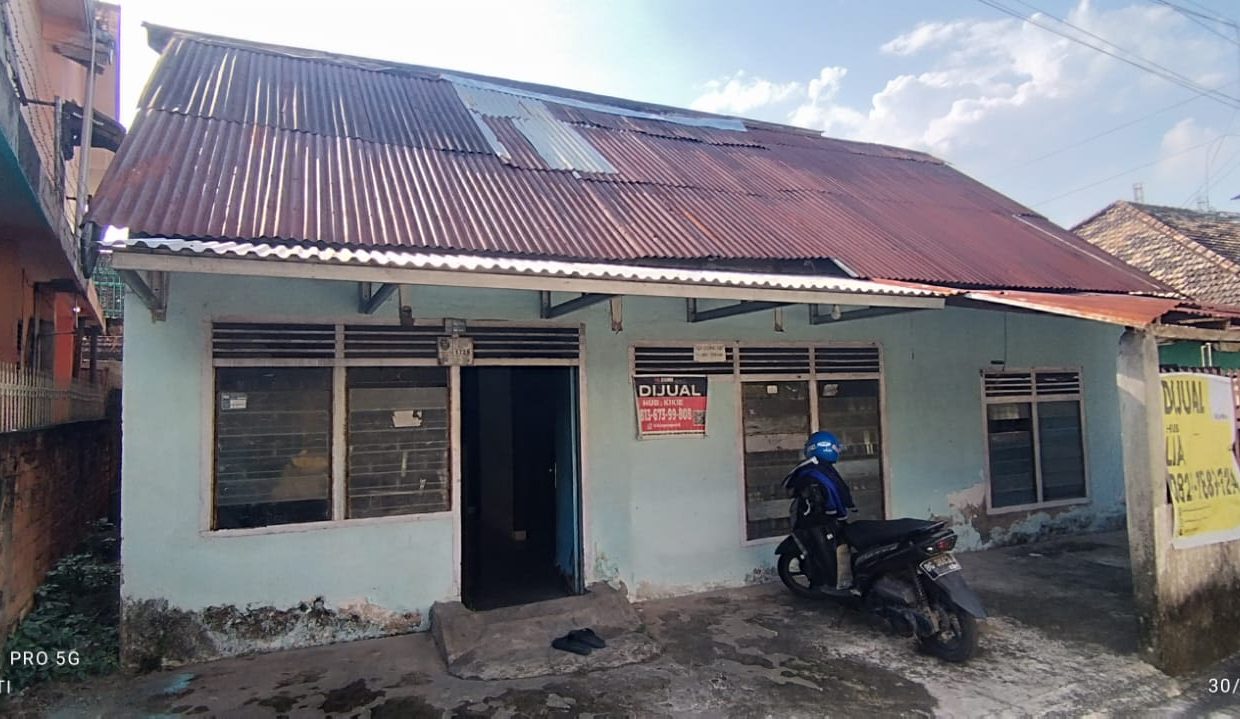DIJUAL RUMAH JALAN DWIKORA DEKAT PS MALL PALEMBANG (0,3)