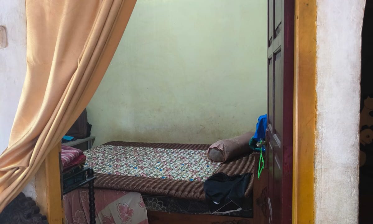 DIJUAL RUMAH JALAN MAHONI (6)