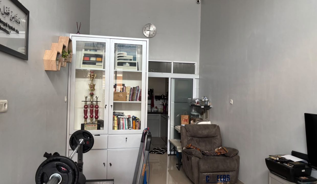 DIJUAL RUMAH PUNCAK RESIDENCE PALEMBANG (3,8)