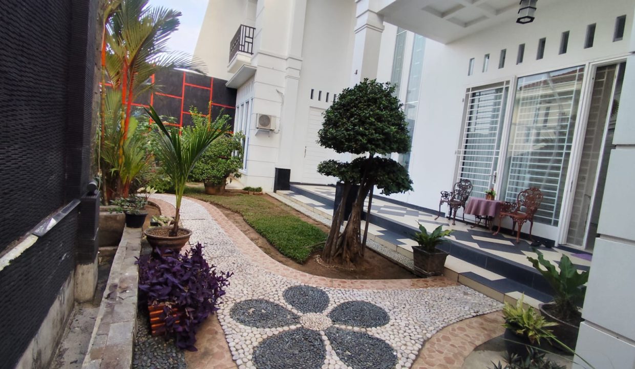DIJUAL RUMAH SEMI FURNISH BANK RAYA DEMANG PALEMBANG (13)