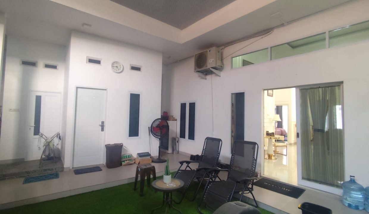 DIJUAL RUMAH SEMI FURNISH KM7 PALEMBANG (12)