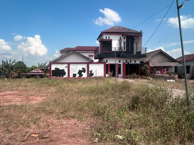 DIJUAL TANAH & BANGUNAN EX PENGINAPAN KM 8 PALEMBANG (0,3)