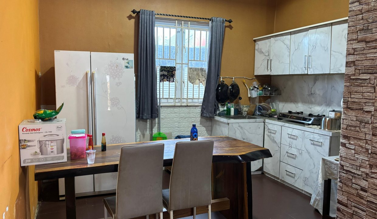 DIJUAL TOWNHOUSE ISATANA AROFATUNA PALEMBANG (7)