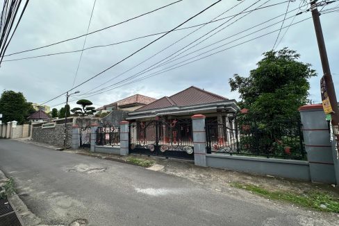 SEWA RUMAH PUSAT KOTA PALEMBANG - 2 MENIT RS BUNDA DEMANG (0,4)