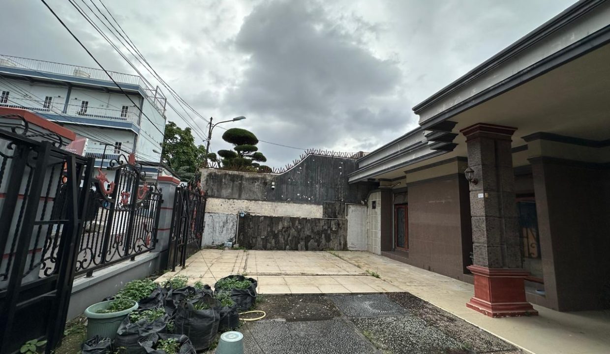 SEWA RUMAH PUSAT KOTA PALEMBANG - 2 MENIT RS BUNDA DEMANG (2,6)