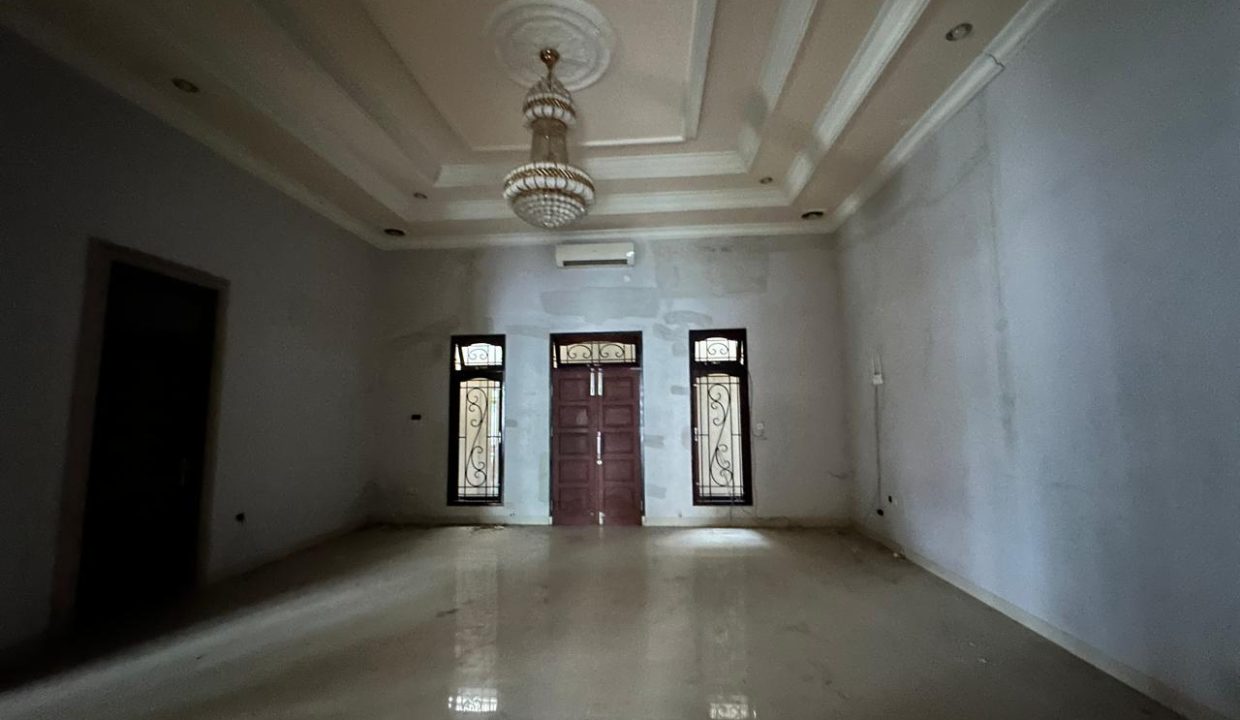 SEWA RUMAH PUSAT KOTA PALEMBANG - 2 MENIT RS BUNDA DEMANG (3,2)