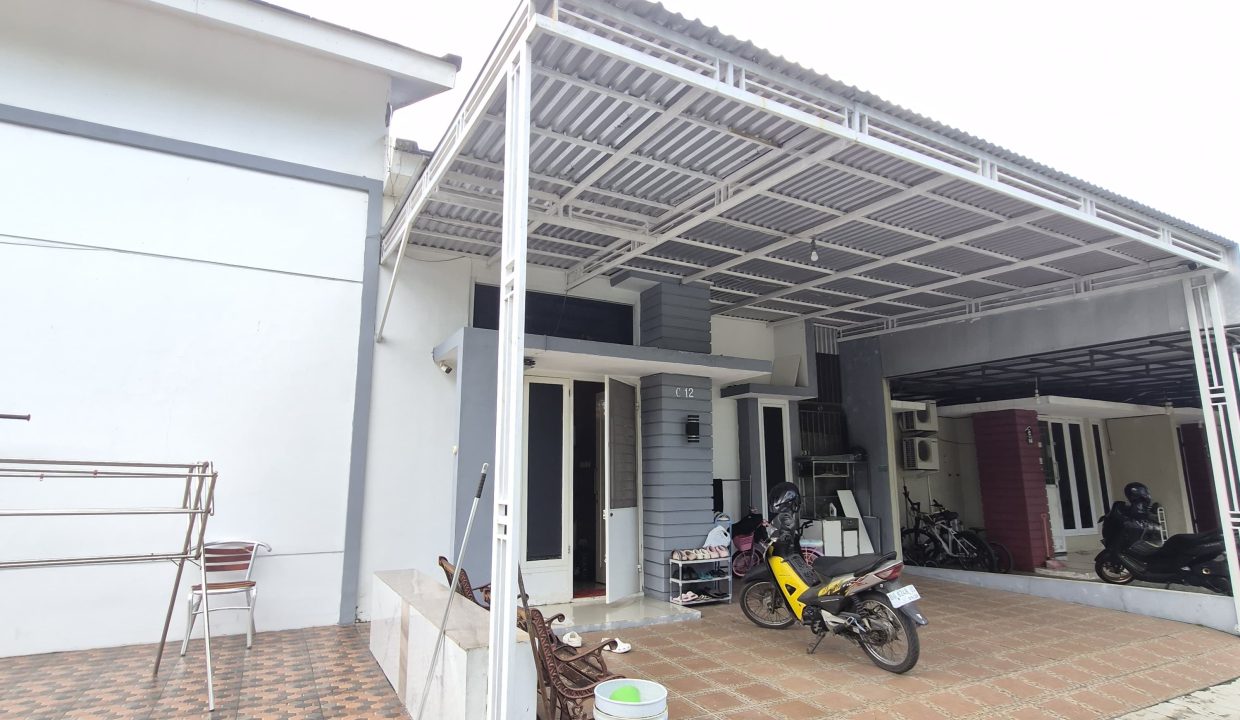 DIJUAL RUMAH GRAND OASIS SIMPANG BOMBAT (1)