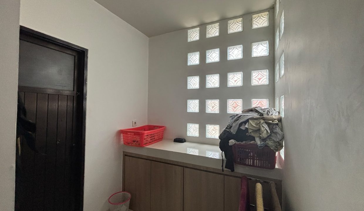 DIJUAL RUMAH HOOK JALAN ENIM DEMANG PALEMBANG (12)