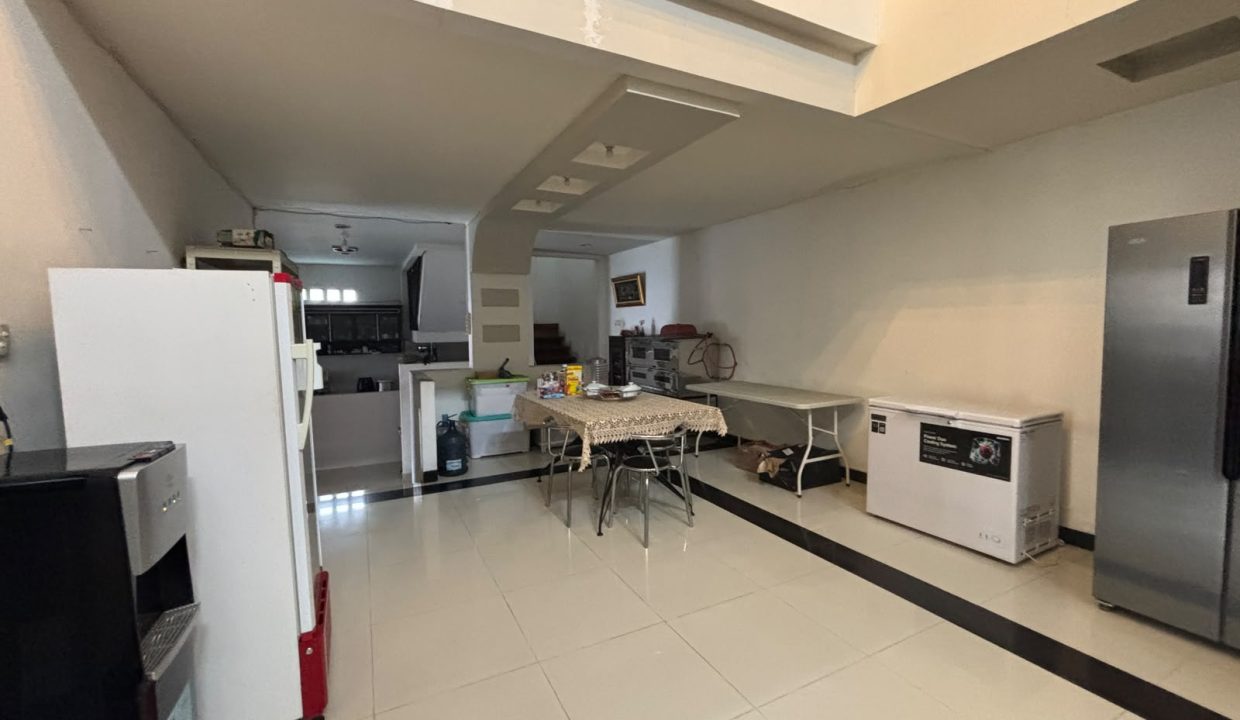 DIJUAL RUMAH HOOK JALAN ENIM DEMANG PALEMBANG (16)